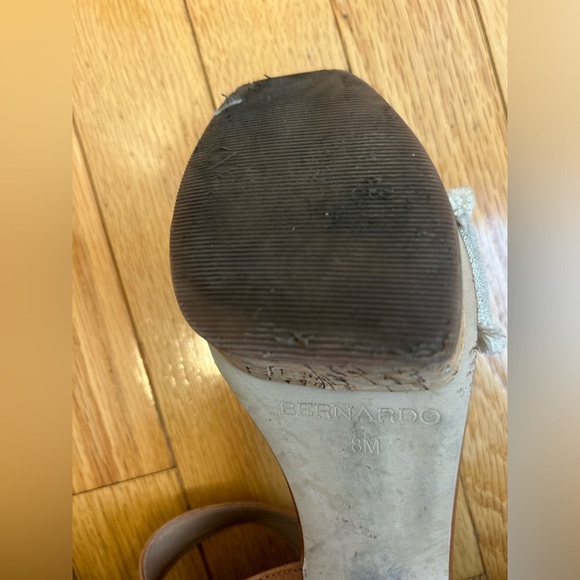 Bernardo women’s Reagan fringe block-heel platform sandals - Picture 8 of 8